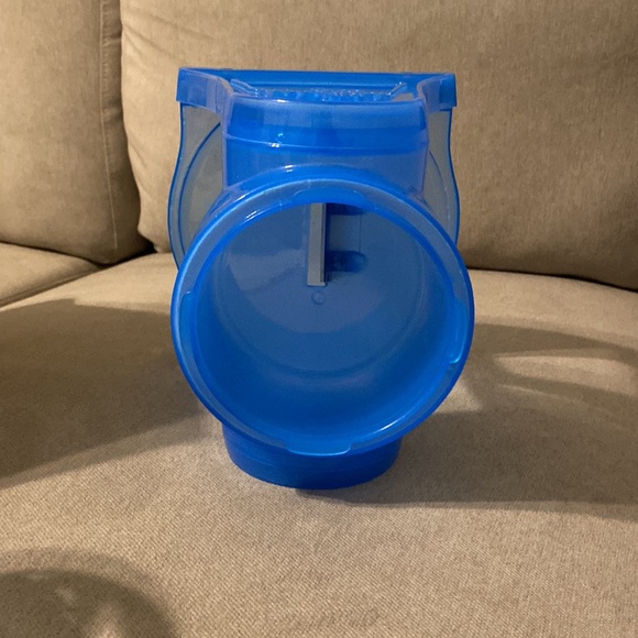 Pampered Chef One Ice Shaver in blue - Picture 2 of 3